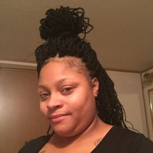 Meet your Posher, Jamie